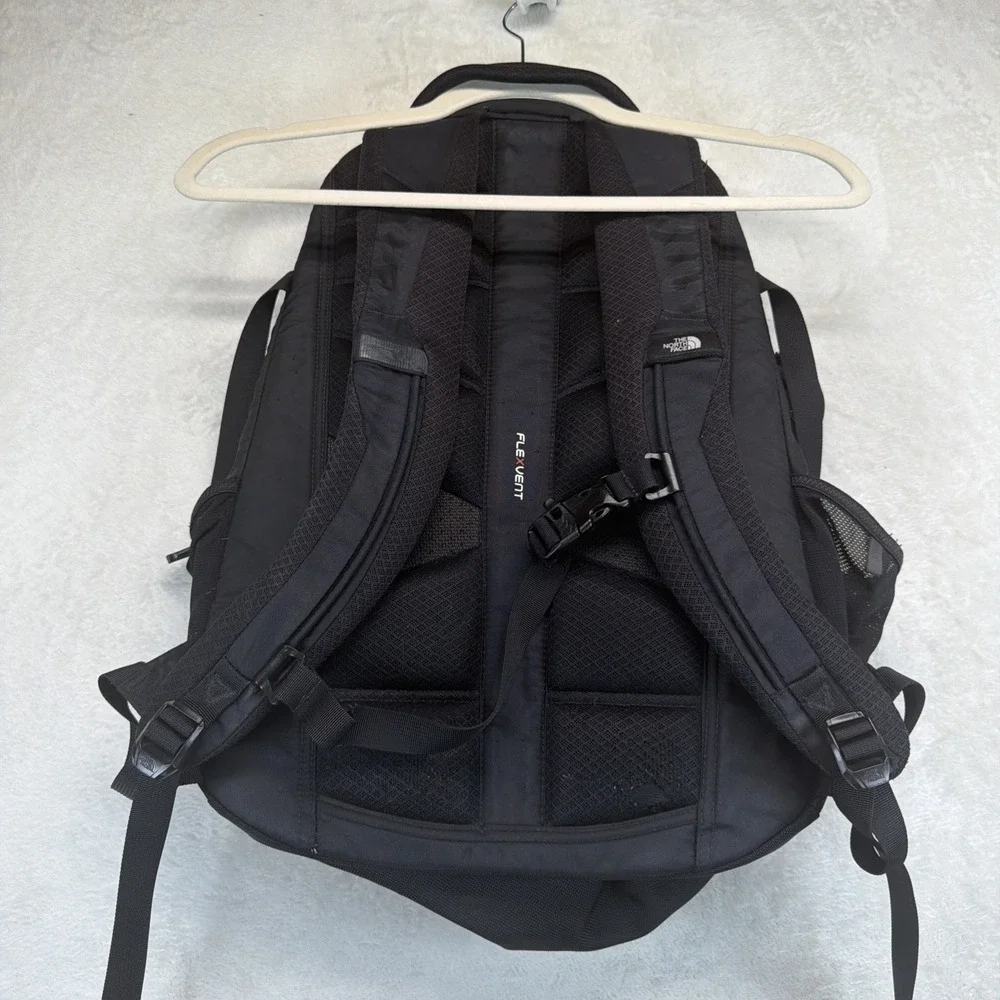 The North Face Recon Backpack Black Laptop Hiking Travel Daypack Outdoor TNF
